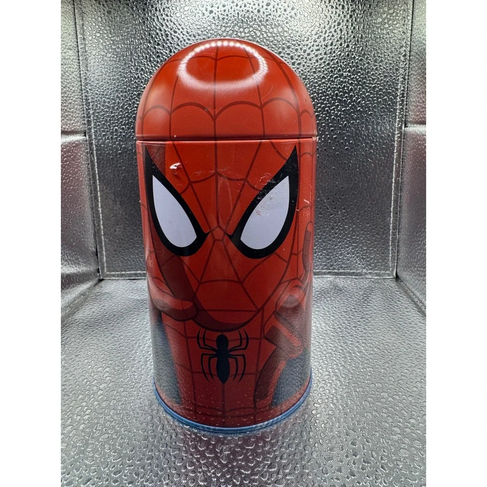 Marvel Ultimate Spider-Man Jigsaw Puzzle in Collectible Tin 15x11.25 Inch Red
